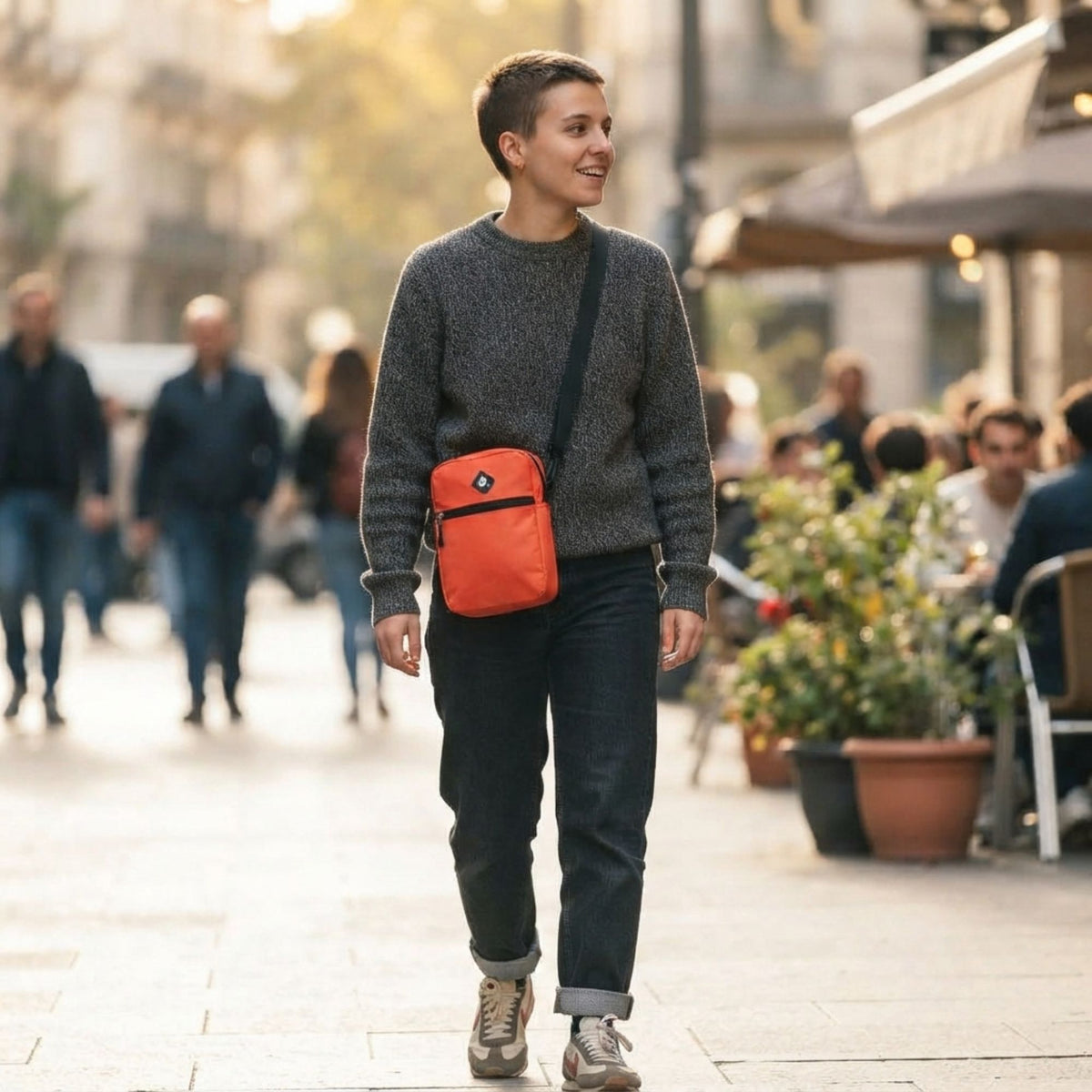 Mike Solid Messenger Bag V2 - Orange